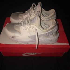 Women’s Air Huarache Run